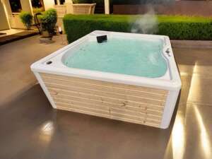 Wanna ogrodowa / zewnętrzna jacuzzi RAVON SPA Gold , filtracja, ozonator